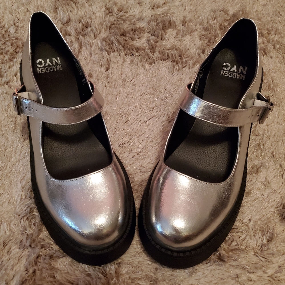 Steve Madden Metallic Silver Loafers